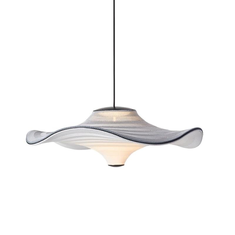 Flying Pendel Ø96 Haze Blue - Elegant Spisebordslampe