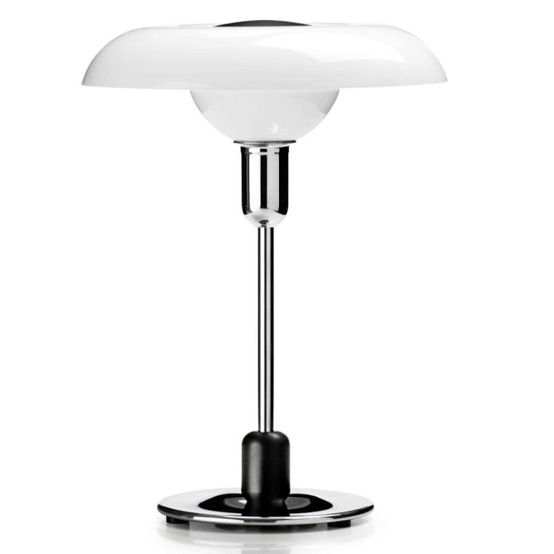 Ra Bordlampe i Hvid Metal - Elegant Design til Skrivebordet